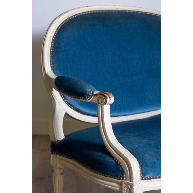 18th Century 18th Century French Louis XVI Period Canape Circa 1790 For Sale - Image 5 of 7