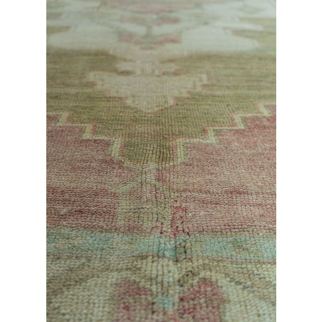 Turkish Turkish Vintage Rug 4'8" x 7'4" #20685 For Sale - Image 3 of 8
