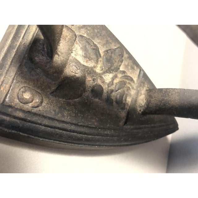 Antique Irons, Set of 2 For Sale - Image 5 of 16