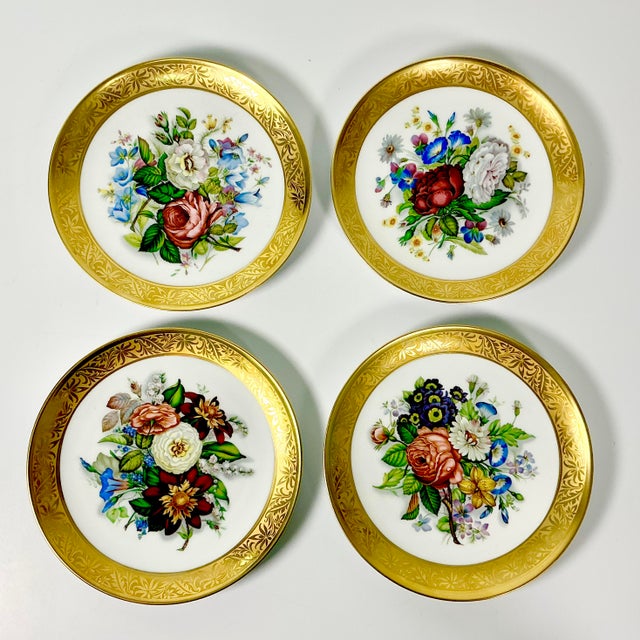 1980s Vintage Hollywood Regency Italian Horchow Flora Botanical Wall Plates - Set of 4. For Sale - Image 4 of 10