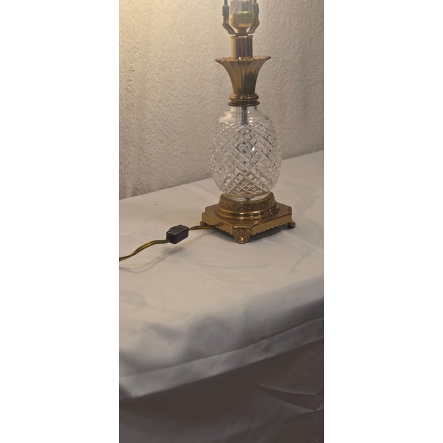 Traditional Vintage Waterford Cut Crystal Pineapple Table Lamp With Brass Base For Sale - Image 3 of 7