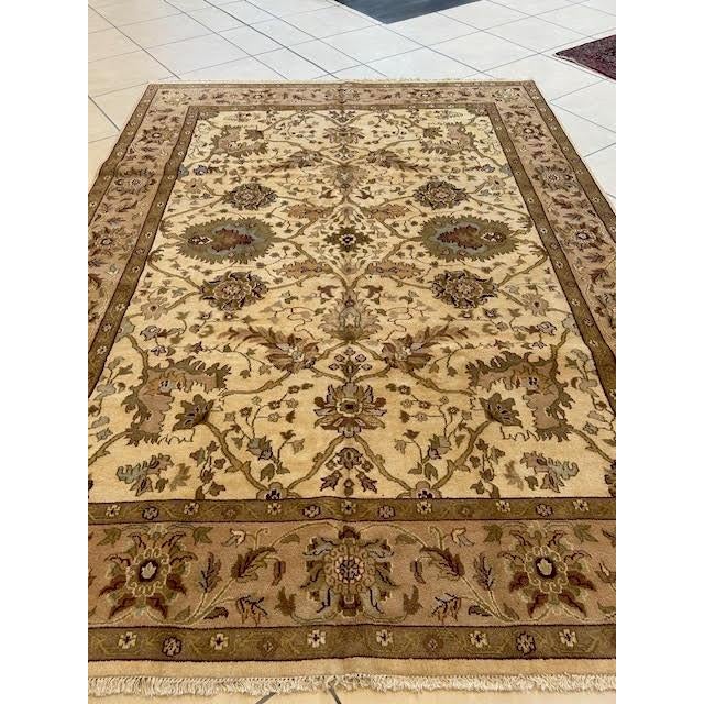 Beige 1970's Agra Rug , 9' X 12' For Sale - Image 8 of 11