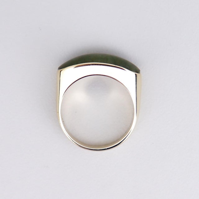 Vintage 14k Gold & Green Jade Cabochon Cocktail Ring For Sale - Image 15 of 15