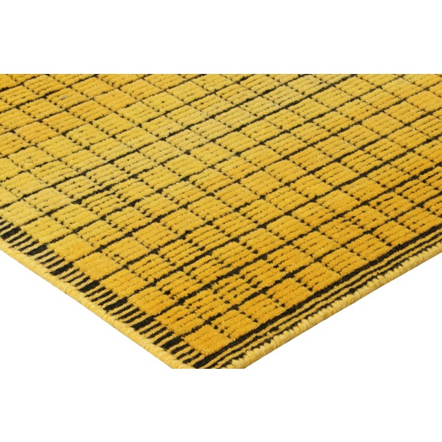 Rug & Kilim’s Gradient Rug in Yellow and Black Ombre Grid and High-Low Texture For Sale In New York - Image 6 of 8
