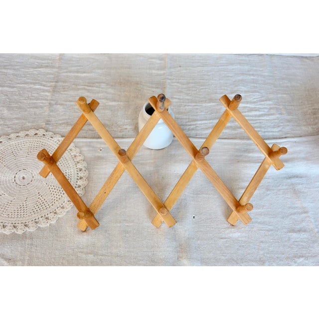 1970s Vintage Retractable Wall-Mounted Coat Rack in Pine, 1970s For Sale - Image 5 of 7