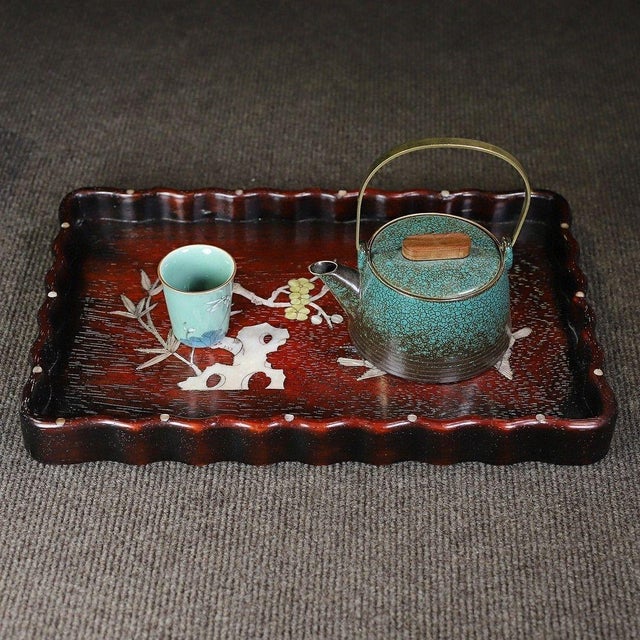 Traditional Late 20th Century Scalloped Wooden Tray With Mother-of-Pearl Bird and Bamboo Inlay For Sale - Image 3 of 9
