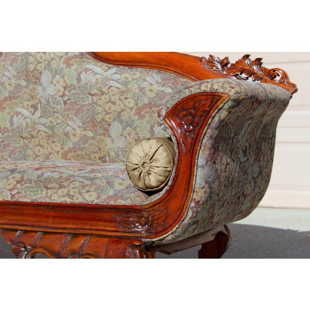 Antique Victorian Rococo Revival Hand-Carved Rosewood Sofa – Early 20th Century Ornate Floral Upholstered Couch For Sale - Image 9 of 16