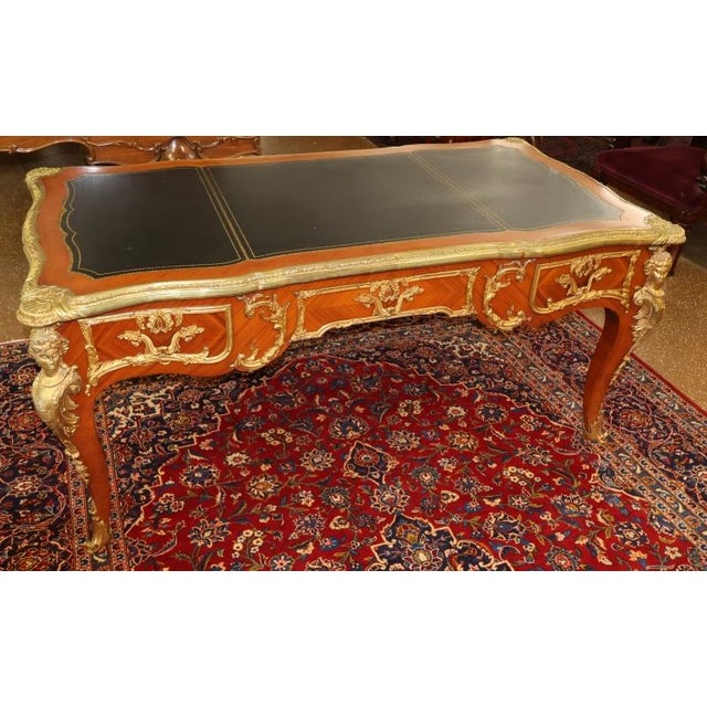 ​Bronze Mounted Louis XV French Style Walnut Writing Desk Bureau Plat For Sale - Image 18 of 18