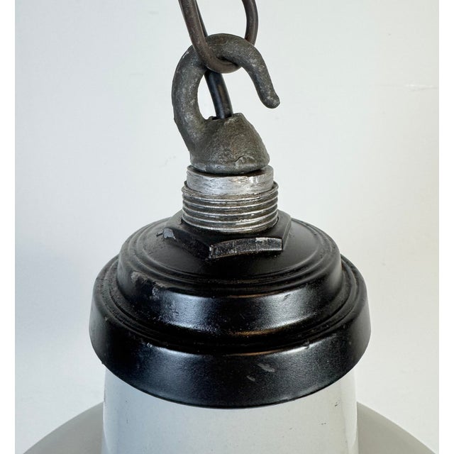 1960s Industrial Grey Enamel Factory Pendant Lamp, 1960s For Sale - Image 5 of 17
