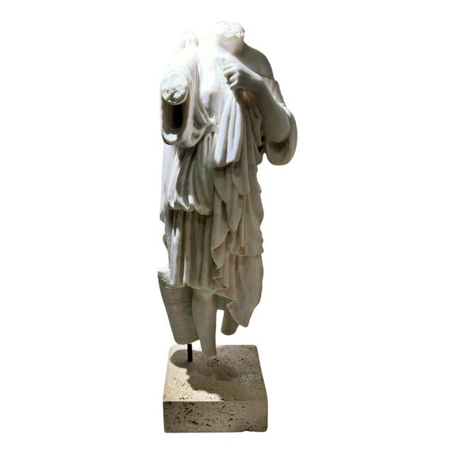 Italian Artist, Venus Gabi Headless Torso, Early 20th Century, Carrara Marble For Sale