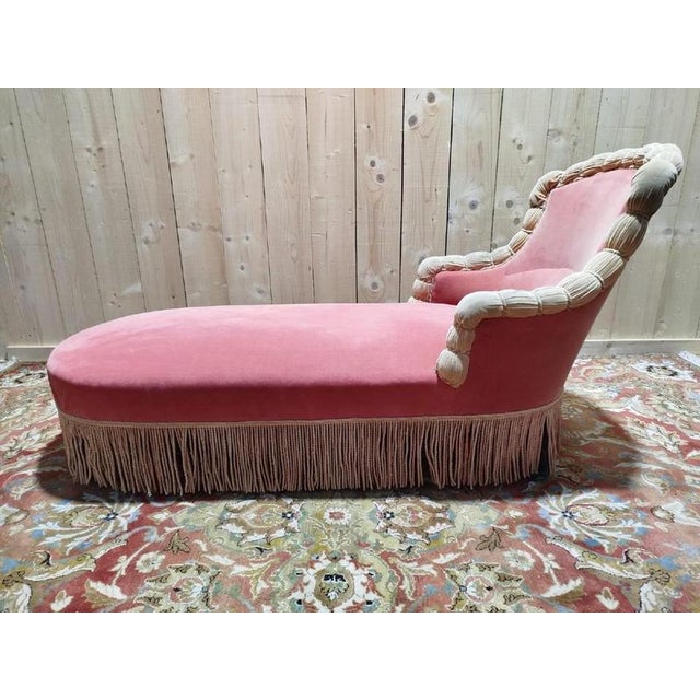 Napoleon III Pink Velvet Chaise Longue For Sale - Image 10 of 10