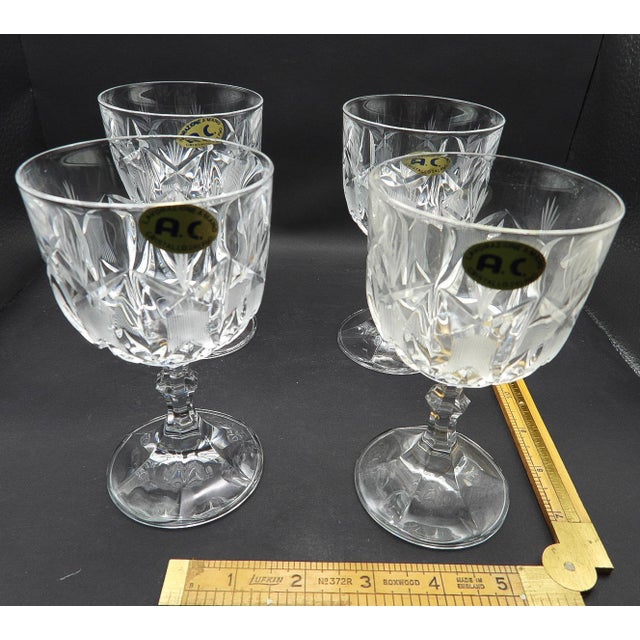 1950s Mid Century Modern Italian Ac Cut Crystal Atomic Wine Stem Glasses- Set of 4 For Sale - Image 4 of 6
