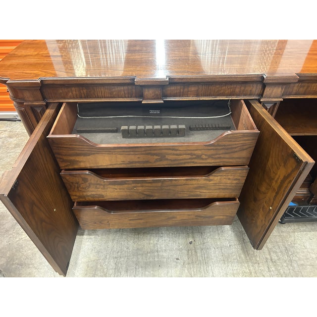 Wood 1980s Henredon Vintage Walnut Buffet With Felt Silverware Drawer For Sale - Image 7 of 10