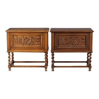 Early 1900s Hand Carved Nighstands in Oak - A Pair For Sale