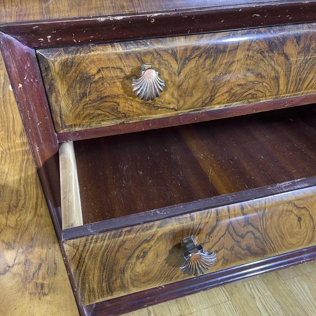 Art Deco Sideboard in Walnut Burl by Lupparelli Cicli Foligno, 1930s For Sale - Image 17 of 18