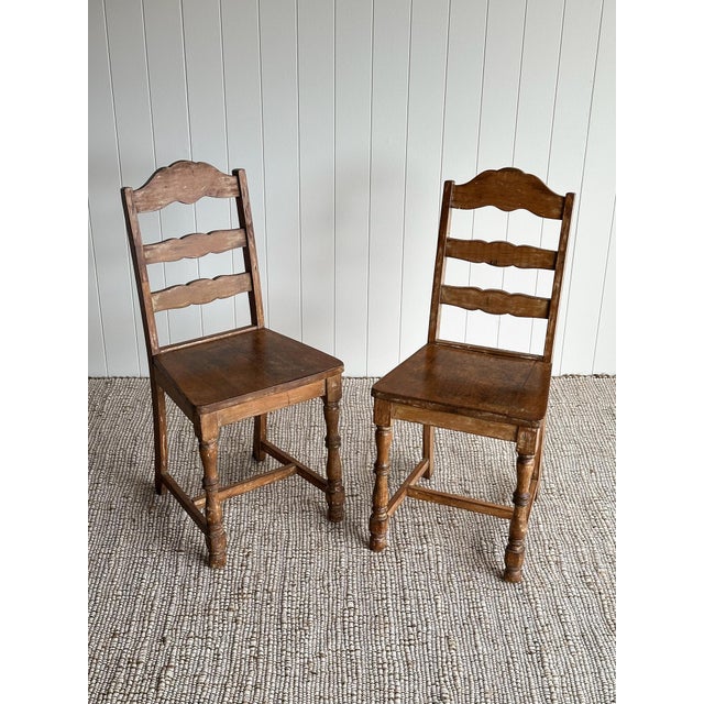Farmhouse Antique Ladderback Scalloped Dining Chairs, Pair For Sale - Image 3 of 14