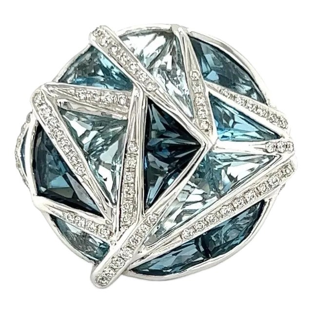Bellarri 18k White Gold Diamond Blue Topaz Geometric Design Ring, Size 7 For Sale