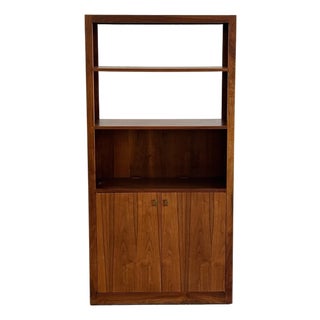 1960s Minimal Encased Walnut Bookcase #1 For Sale