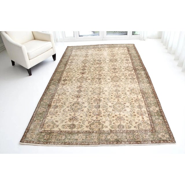 Turkish 1950s Anatolian Wool Geometric Design Rug For Sale - Image 3 of 10