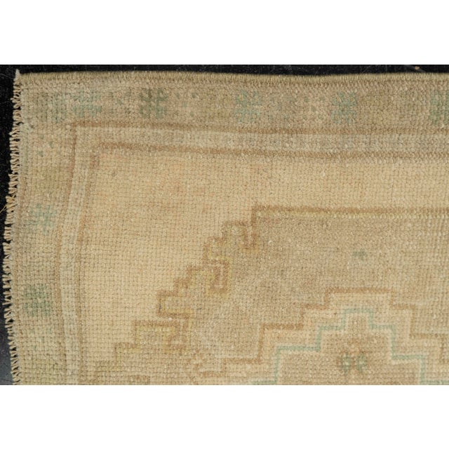 Early 21st Century Turkish Mini Rug Oriental Hand Knotted Vintage Rug 1'7" x 3'6" #21168 For Sale - Image 5 of 8