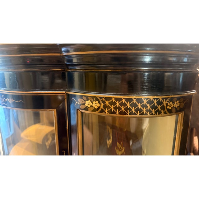 Black 1970s Union National Chinoiserie Curved Glass Corner Curio Cabinet For Sale - Image 8 of 14