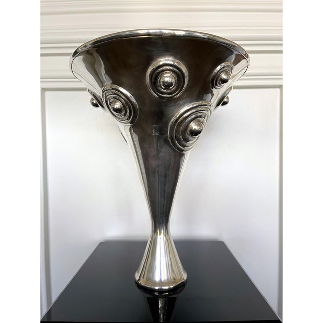 Large and Stunning Sculptural Silver Vessel Graziella Laffi For Sale - Image 15 of 18