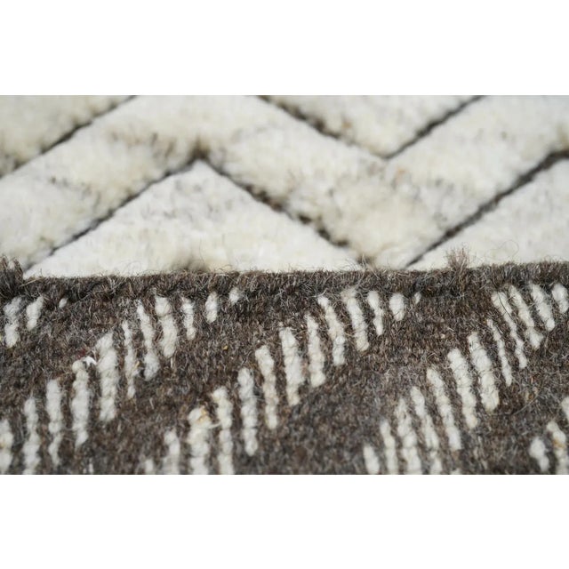 Moroccan Moroccan Rug 4'0" X 6'0" For Sale - Image 3 of 12