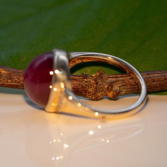12.5Ct Star Ruby Cabochon Ring With Earth-Mined Diamond Accents: Solid 14k Gold, Size 6.75 For Sale - Image 9 of 9