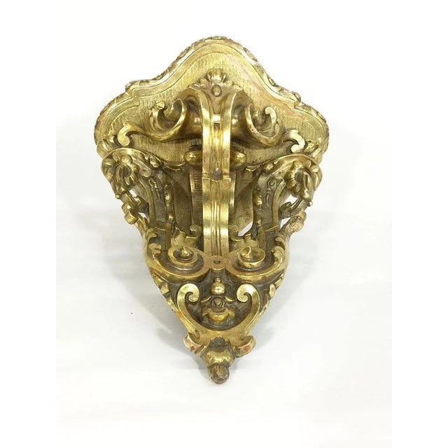 19th Century gilded corner wall bracket Corner wall bracket made of wood, plaster and gilt France 1840-1860 The...