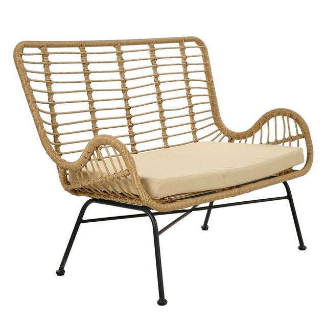 This faux rattan plastic bench embodies the perfect balance between contemporary style and functionality. with its clean...