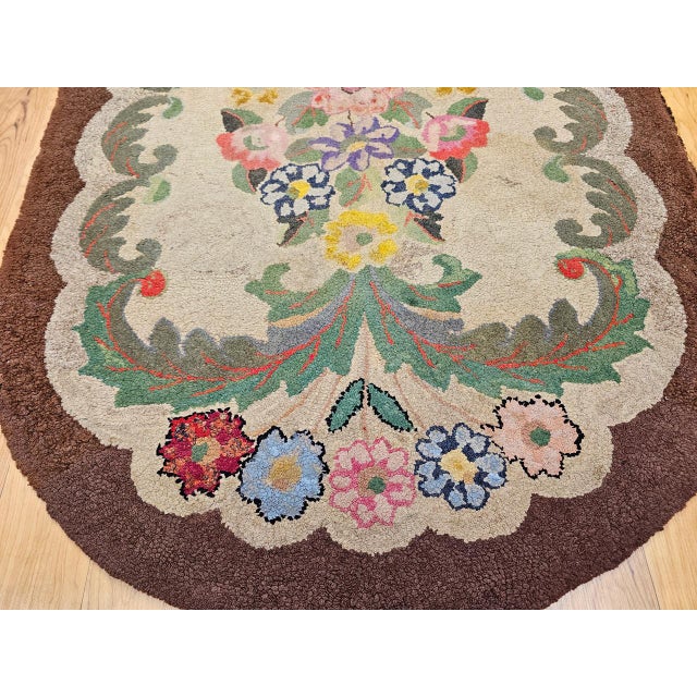 Vintage American Hand Hooked Rug, Wool & Cotton, Floral Pattern, Folk Art Tapestry, 3x5 For Sale - Image 12 of 15