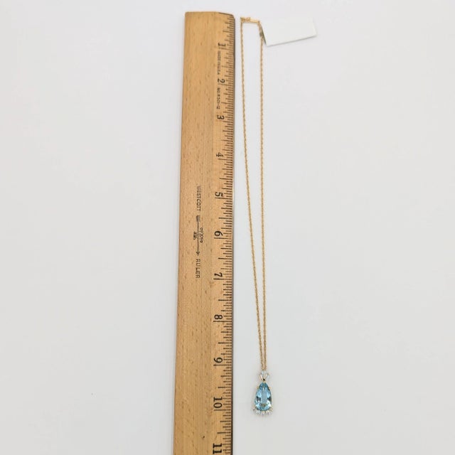 Aquamarine and White Diamond Pendant Necklace in 14K Yellow Gold For Sale In Los Angeles - Image 6 of 6