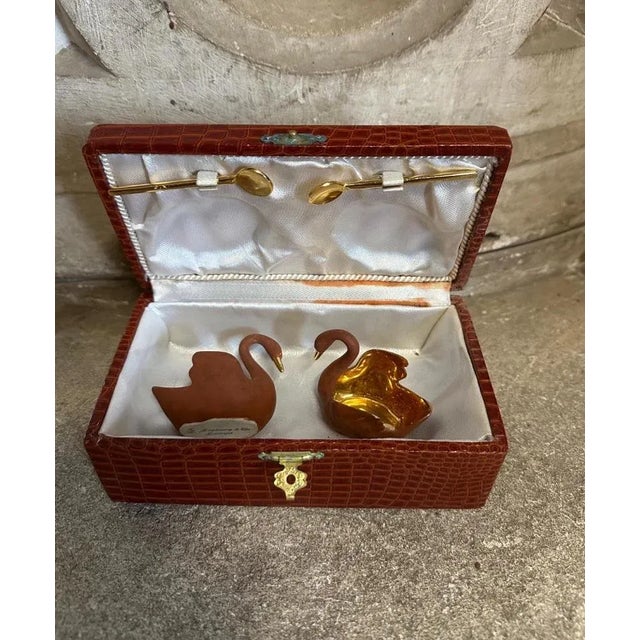 Limoges, France Vintage R. Montigny & Cie Limoges Porcelain Swan Salt Cellars in Box | Gold Gilt Snailware From the Loire Region For Sale - Image 4 of 6