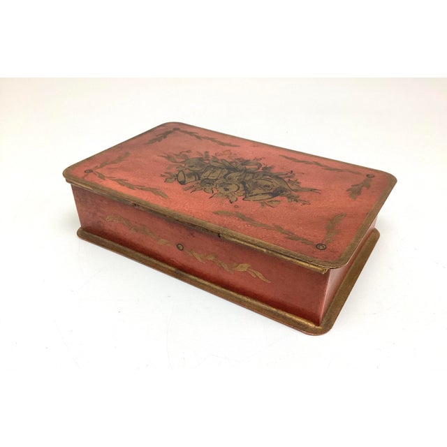 Vintage Red and Gold French Toleware Hinged Metal Box For Sale In New York - Image 6 of 6