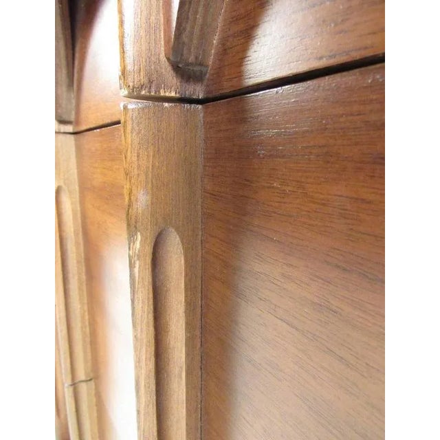 Mid-Century Modern Mid-Century Walnut Perspecta Style Dresser For Sale - Image 3 of 11