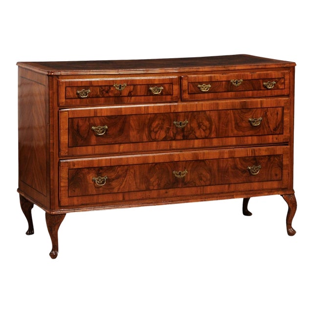 18th Century Venetian Walnut and Mahogany Commode with Bookmatched Veneer For Sale