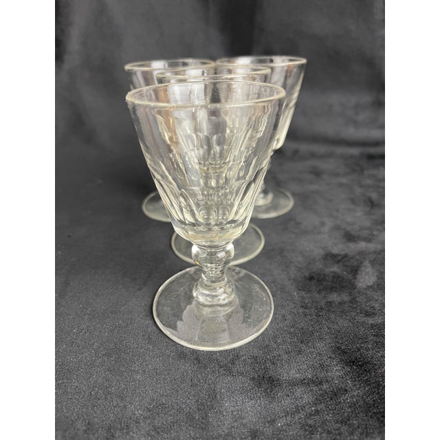 Baccarat Médicis White Wine Glasses, Late 19th Century, Set of 4 For Sale - Image 5 of 11