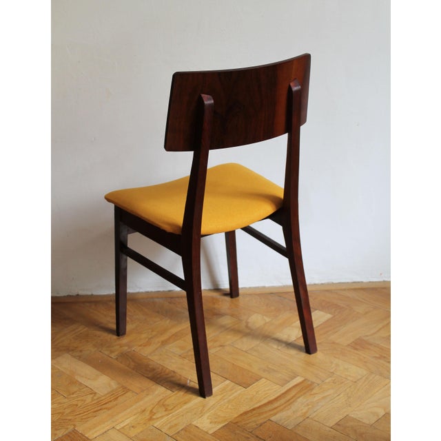 Wood Mid-Century Scandinavian-Style Dining Chair in Walnut, 1960s For Sale - Image 7 of 17