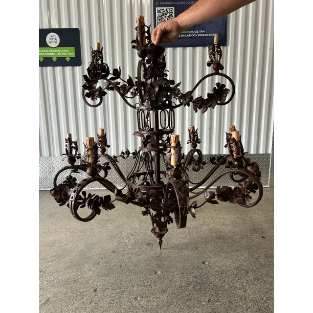 Late 20th Century Large Wrought Iron Chandelier With Leaves For Sale In Miami - Image 6 of 10