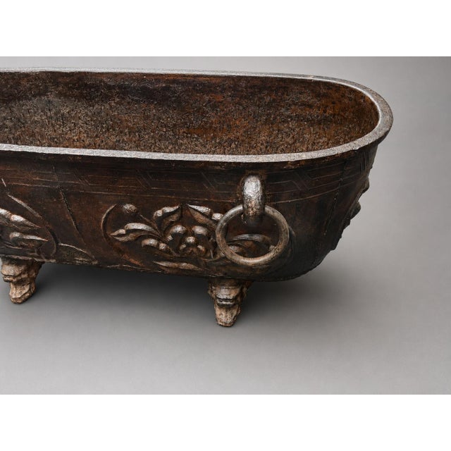 Chinese 19th Century Chinese Cast Iron Bath Tub or Substantial Jardinière For Sale - Image 3 of 16