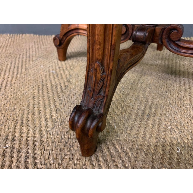 Wood French Adjustable Piano Stool in Walnut, 1875 For Sale - Image 7 of 10