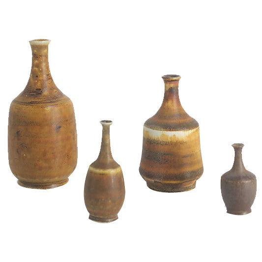 Small Mid-Century Scandinavian Modern Collectible Honey Brown Stoneware Vases by Gunnar Borg for Höganäs Ceramics, 1960s, Set of 4 For Sale