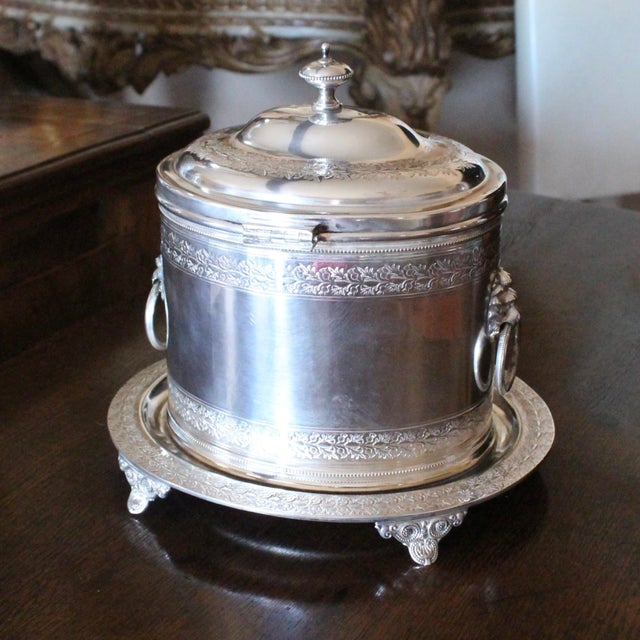 Large Silver Plate Biscuit Box Box Mappin & Webb For Sale - Image 13 of 18