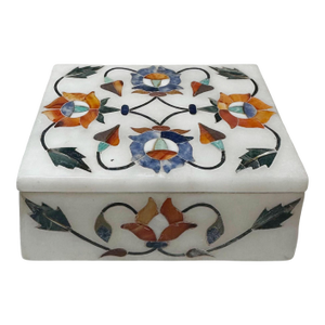 1940s Indian Inlaid Marble Box Floral Agate and Precious Stones