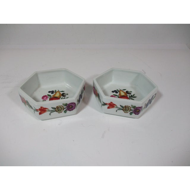 Ceramic 1960s Hand Painted French Octagon Nut Bowls - a Pair For Sale - Image 7 of 7