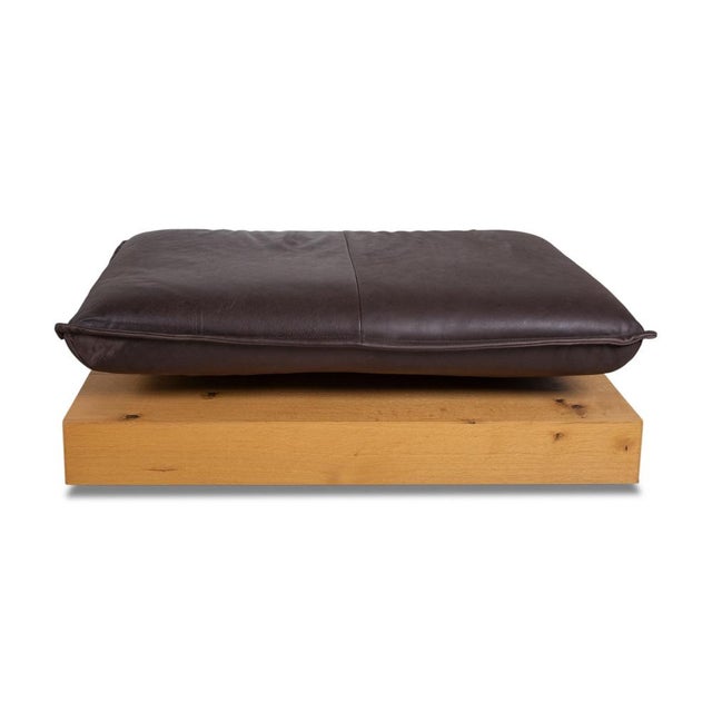 Free Motion Edit 3 Leather Pouf from Koinor For Sale - Image 11 of 12