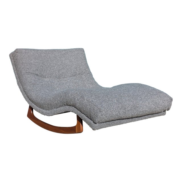 Mid Century Modern Walnut Wave Chaise Lounge Chair Attributed to Adrian Pearsall for Craft Associates, C1960s For Sale