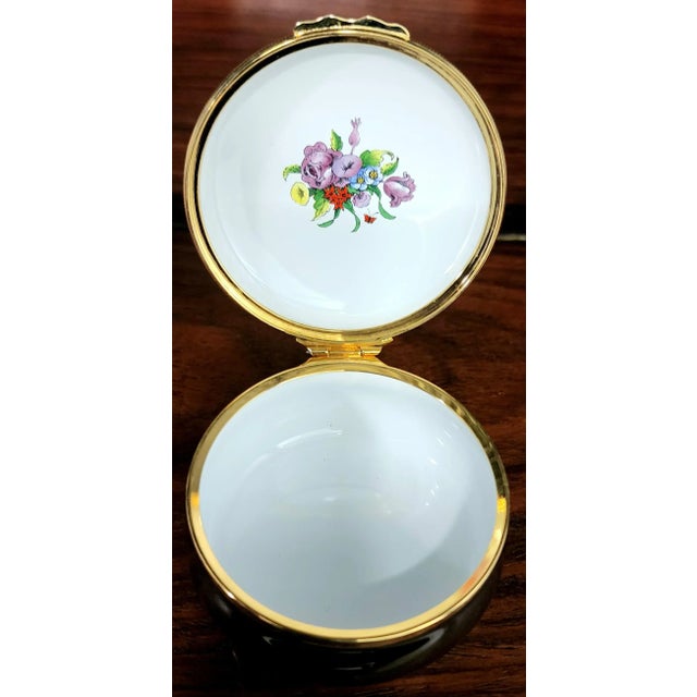 Bilston & Battersea English Fine Enamel Round Box W/Lid For Sale - Image 4 of 11