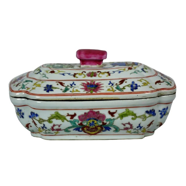 Antique Famille Rose Chinese Porcelain Soup Tureen For Sale
