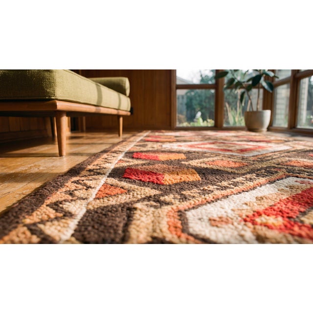 1920s Brown Diamond Folk Art Antique American Hooked Rug 1'10" X 14' Hand Knotted Cotton Wool Carpet For Sale - Image 12 of 14